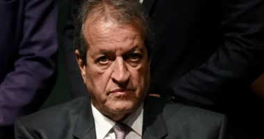 Valdemar, argentino, padre e 4 coronéis indiciados pela PF ficam fora de denúncia da PGR