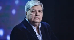 Ações sobre cadeirada de Datena em Marçal emperram na Justiça