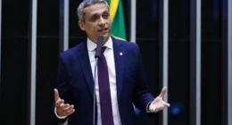 Alcolumbre vai pedir cassação de deputado bolsonarista que atacou Gleisi