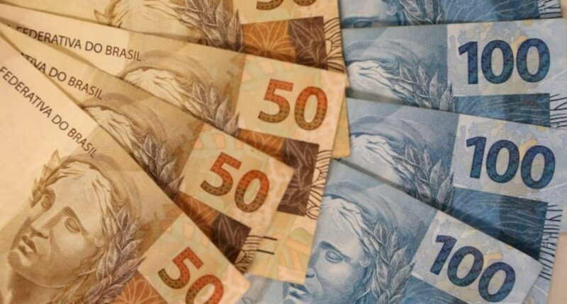 Contas públicas têm superávit recorde de R$ 104 bi em janeiro e dívida bruta recua para 75,3% do PIB
