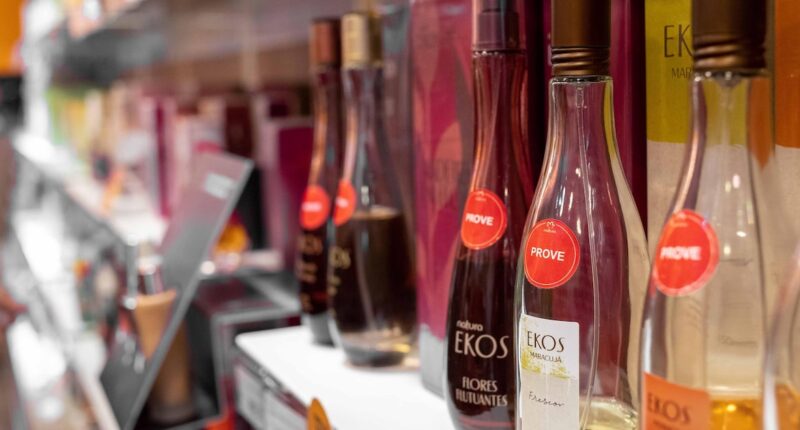 Natura desaba na Bolsa com peso das despesas e da Avon Internacional nos resultados do trimestre