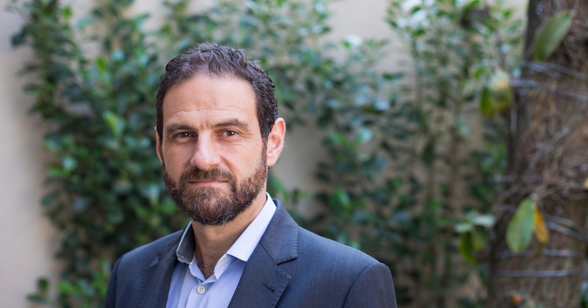 Selic deveria ir acima de 15% para trazer a inflação para a meta, diz Caio Megale, da XP