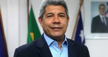Jerônimo atua para estancar desgaste e corteja oponentes por reeleição na Bahia