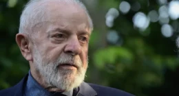 'Não vou entregar esse país de volta àquele bando de malucos', diz Lula sobre 2026