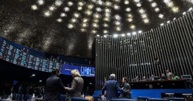 Congresso aprova incentivos às indústrias química e petroquímica com orçamento triplicado