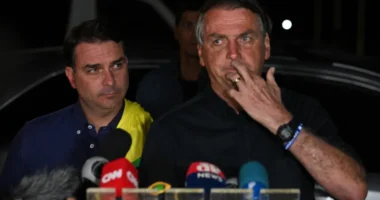 'Estímulo Elétrico Craniano': entenda pedido de Bolsonaro