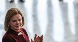 Gleisi: Quem tem que propor solução para o rombo do BRB é Ibaneis e o governo do DF, não a União