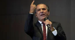 Malafaia diz que Eduardo 'calado' ajuda mais na campanha de Flávio do que 'falando asneira'