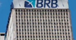 Membros do conselho fiscal do BRB apadrinhados por Ibaneis e Reag renunciam ao cargo