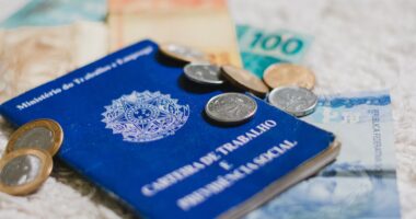 Os custos e benefícios da redução da jornada de trabalho