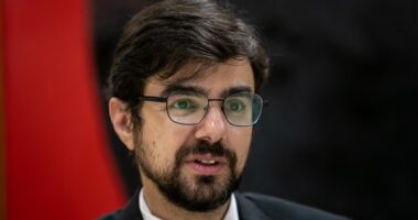 Secretaria da Fazenda defende com ajustes projeto de tarifa zero, bandeira eleitoral de Lula