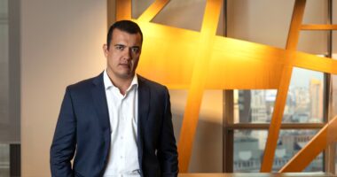 A era da empresa agêntica: o novo imperativo para negócios e vendas