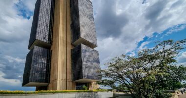 Banco Central cancela dois leilões de linha de US$ 2 bilhões cada logo depois de anunciar