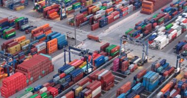 China: exportações e importações crescem acima do previsto no primeiro bimestre