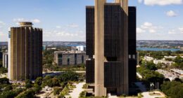 Economia brasileira desacelera e cresce 2,3% em 2025