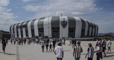 Família Menin vai capitalizar Galo e jogar Vorcaro para escanteio