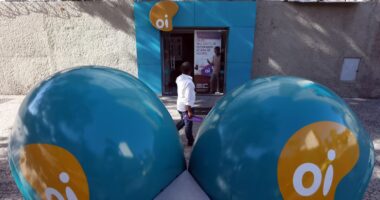 Fundos do BTG oferecem valor abaixo do mínimo por ações da Oi na V.tal