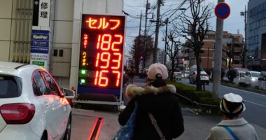 Japão inicia liberação de reservas estratégicas de petróleo