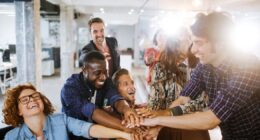 Lugares Mais Incríveis Para Trabalhar: prêmio que celebra líderes e empresas tem inscrições abertas