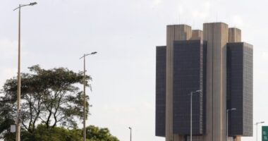 Mercado reduz para 12% projeção para taxa Selic ao fim de 2026