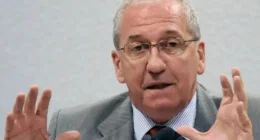 Panamá deporta ex-ministro Franklin Martins e depois pede desculpas