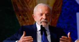 Preço do petróleo deve subir em todos os países por causa da guerra no Irã, diz Lula