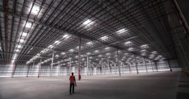 Shopee fecha maior locação de galpões do Brasil em busca de liderança em entregas rápidas