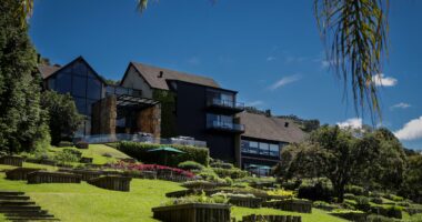 Vinhos caros, spa, charutos cubanos: a relação entre Vorcaro e um hotel de luxo em Campos do Jordão