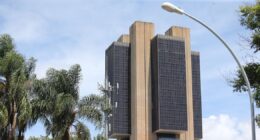 Dívida bruta do governo sobe a 80,1% do PIB em março, aponta BC