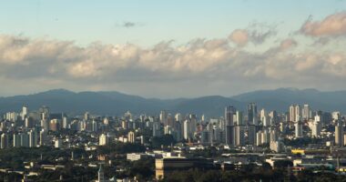 Guerra terá impacto desigual na América Latina, mas inflação subirá em toda a região, diz FMI