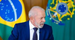 Lula afirma a Motta que projeto que regulamenta trabalho por apps não deveria tramitar agora