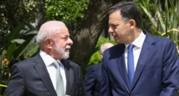 Lula chega a Portugal e trata de imigração com premiê e presidente