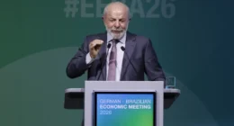 Lula diz, na Alemanha, que o multilateralismo está sendo destruído