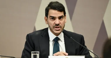 Messias diz que inquéritos precisam ter 'início, meio e fim' e chama Mendonça de 'irmão de fé'