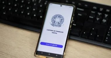 Motta diz que fim da escala 6x1 será debatida por meio de PEC