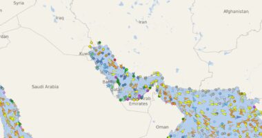 Petróleo volta a subir e mercados seguem cautelosos em meio a dúvidas sobre o cessar-fogo