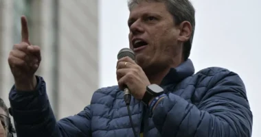 Tarcísio tem piora na avaliação, mas venceria Haddad em disputa em SP, aponta Genial/Quaest