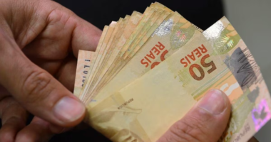 Cada improviso eleva o custo de investir, contratar e produzir; a conta vem em crescimento perdido