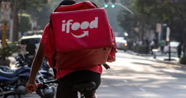 Cade notifica iFood após denúncias e pede esclarecimentos por indícios de violação a acordo