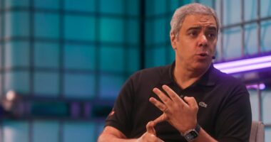 Desenrola para adimplentes é mais desafiador e precisa de debate com governo, diz presidente do Itaú