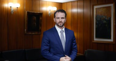 Durigan: Fux pediu saída para BRB ‘o quanto antes’ pois autoridade do Judiciário estaria em questão