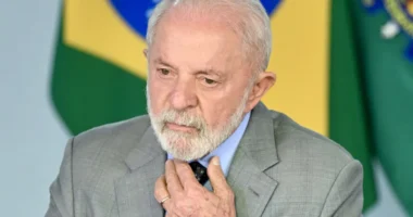 "É um caso de polícia", diz Lula sobre relação entre Flávio e Vorcaro
