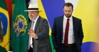 Entenda o Novo Desenrola Brasil, programa do governo Lula para tentar diminuir a dívida das famílias