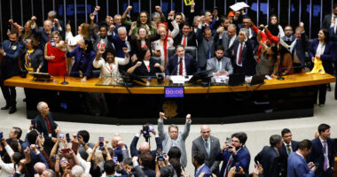 Fim da escala 6x1: Veja em 5 gráficos quem vai ser afetado pela PEC que reduz a jornada de trabalho