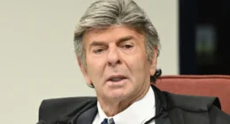 Fux diverge de Gilmar no STF e defende limitar alcance do foro privilegiado