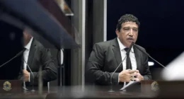 Magno Malta registra boletim de ocorrência contra técnica de enfermagem após acusação