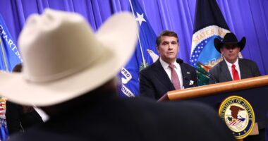Trump deve assinar nesta segunda-feira ordens executivas para redução das tarifas sobre carne bovina