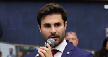 Vereadores fazem “protocolaço” de projetos pelo fim da escala 6x1