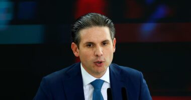 6x1: Motta vai pautar projeto do governo Lula com mesmo texto da PEC para destravar pauta da Câmara