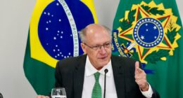 Aumento da mistura de etanol na gasolina de 30% para 32% será aprovado quarta-feira, 24, diz Alckmin